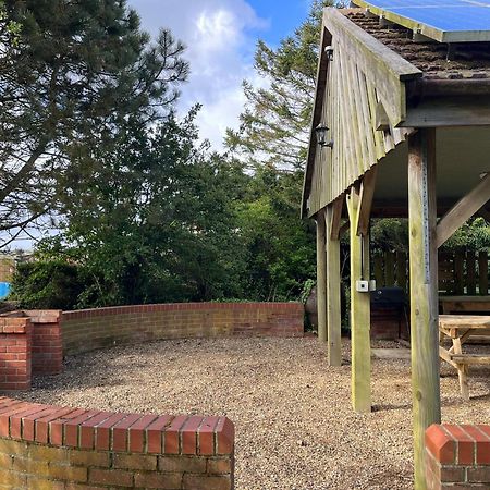 Spacious 6-Bed Home, Near The Norfolk Broads Clippesby Kültér fotó