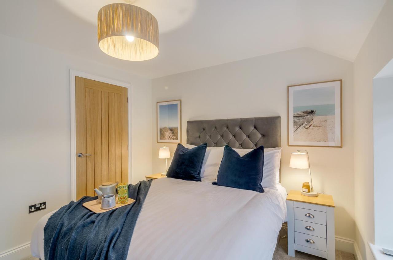 Spacious 6-Bed Home, Near The Norfolk Broads Clippesby Kültér fotó