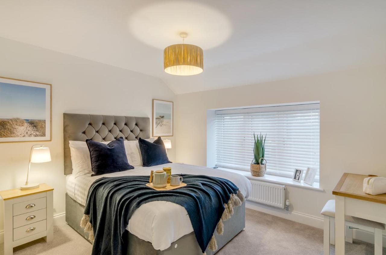 Spacious 6-Bed Home, Near The Norfolk Broads Clippesby Kültér fotó