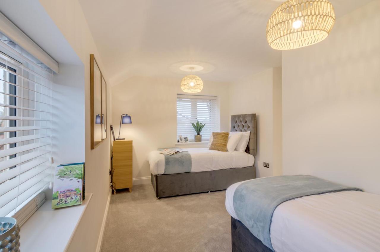 Spacious 6-Bed Home, Near The Norfolk Broads Clippesby Kültér fotó